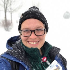 Meet your Posher, Cortney